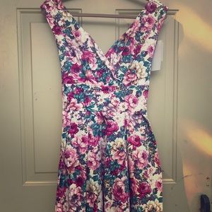 Floral print  deep vneck dress